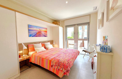 Resale - Apartment / Flat - Orihuela Costa - Villamartín