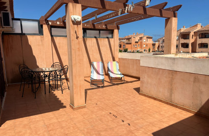 Resale - Apartment / Flat - Torrevieja - Aguas Nuevas