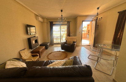 Resale - Apartment / Flat - Torrevieja - Aguas Nuevas