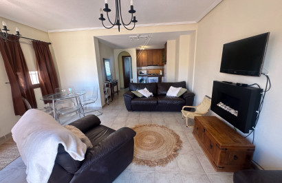 Resale - Apartment / Flat - Torrevieja - Aguas Nuevas