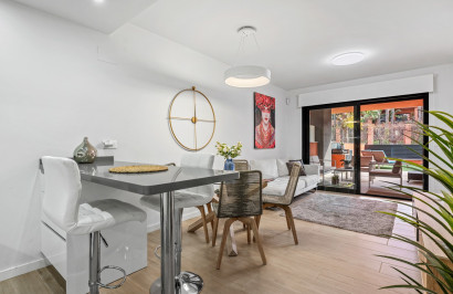 Resale - Apartment / Flat - Orihuela Costa - Villamartín