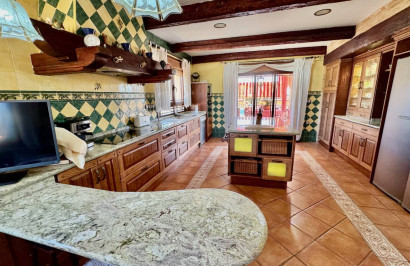 Reventa - Finca / Propiedad de Campo - Los Montesinos
