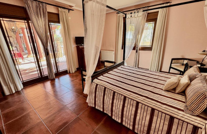 Reventa - Finca / Propiedad de Campo - Los Montesinos