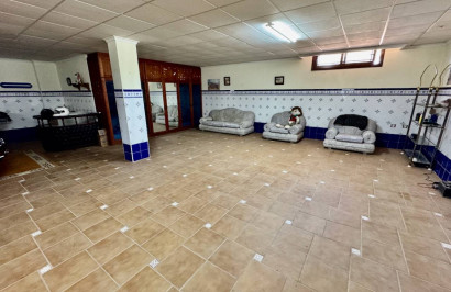 Reventa - Finca / Propiedad de Campo - Los Montesinos