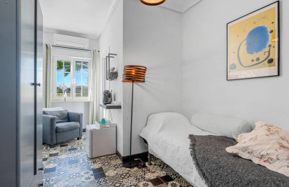 Resale - Finca / Country Property - Los Montesinos