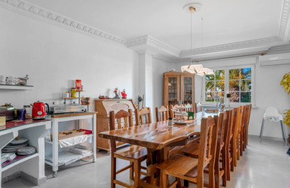 Resale - Finca / Country Property - Los Montesinos