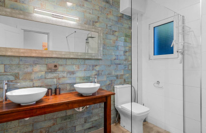 Resale - Finca / Country Property - Los Montesinos