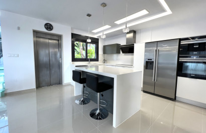 Resale - Detached Villa - San Miguel de Salinas - Costa Blanca