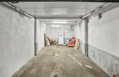 Resale - Apartment / Flat - Torrevieja - Playa de los Locos