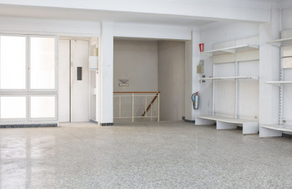 Resale - Town House - Torrevieja - Centro