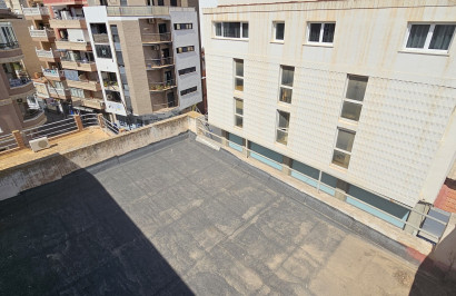 Resale - Town House - Torrevieja - Centro