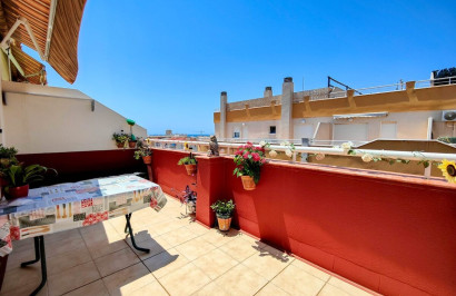 Resale - Apartment / Flat - Torrevieja - Playa del Cura