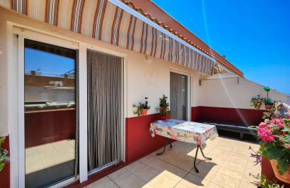 Resale - Apartment / Flat - Torrevieja - Playa del Cura