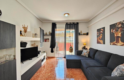 Resale - Apartment / Flat - Torrevieja - Playa del Cura