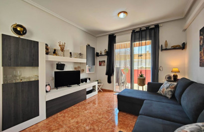 Resale - Apartment / Flat - Torrevieja - Playa del Cura