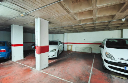 Resale - Apartment / Flat - Torrevieja - Playa del Cura