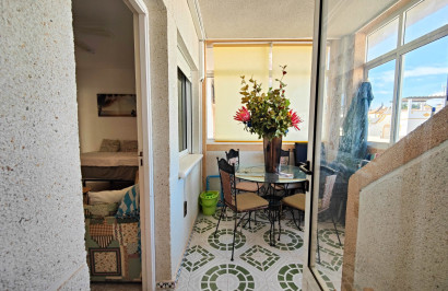 Resale - Apartment / Flat - Torrevieja - Punta Prima