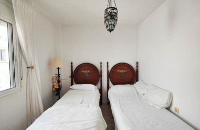 Resale - Apartment / Flat - Torrevieja - Punta Prima