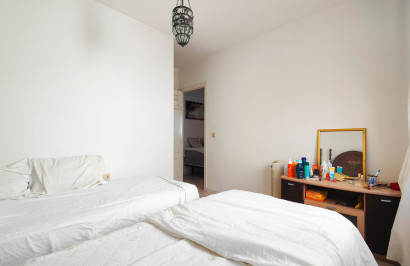 Resale - Apartment / Flat - Torrevieja - Punta Prima