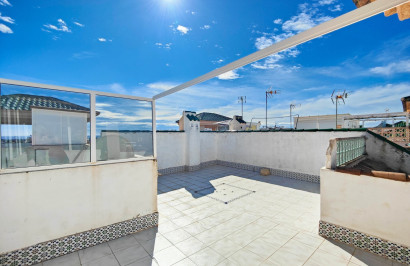 Resale - Apartment / Flat - Torrevieja - Punta Prima