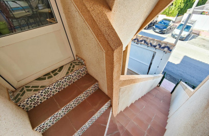 Resale - Apartment / Flat - Torrevieja - Punta Prima