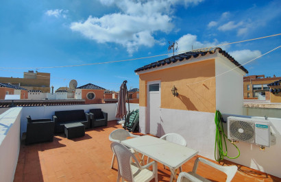 Resale - Apartment / Flat - Torrevieja - La Mata