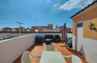 Resale - Apartment / Flat - Torrevieja - La Mata