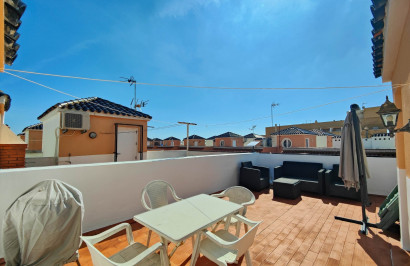 Resale - Apartment / Flat - Torrevieja - La Mata