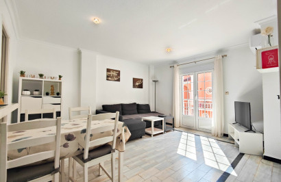 Resale - Apartment / Flat - Torrevieja - La Mata