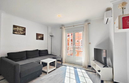 Resale - Apartment / Flat - Torrevieja - La Mata