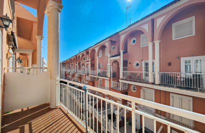 Resale - Apartment / Flat - Torrevieja - La Mata