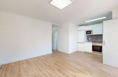 Resale - Apartment / Flat - Orihuela Costa - Villamartín - Las Filipinas