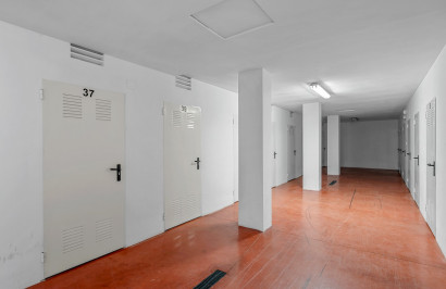 Resale - Apartment / Flat - Orihuela Costa - La Zenia