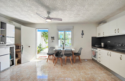 Resale - Town House - Torrevieja - Torreta - Salado