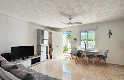 Resale - Town House - Torrevieja - Torreta - Salado