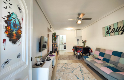 Herverkoop - Stadshuis - Torrevieja - Torreta - Salado