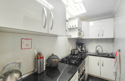 Herverkoop - Stadshuis - Torrevieja - Torreta - Salado