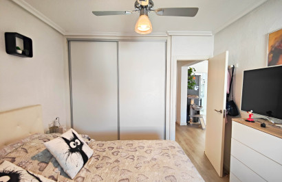 Herverkoop - Stadshuis - Torrevieja - Torreta - Salado