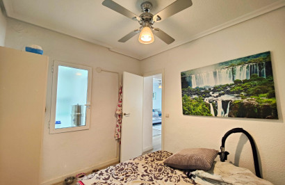 Herverkoop - Stadshuis - Torrevieja - Torreta - Salado