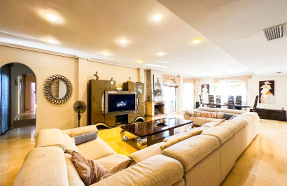 Resale - Detached Villa - La Mata