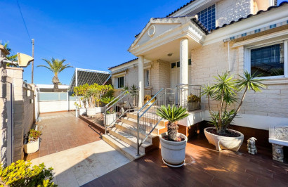 Resale - Detached Villa - La Mata