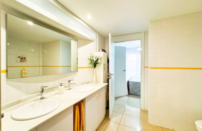 Resale - Apartment / Flat - Playa Flamenca