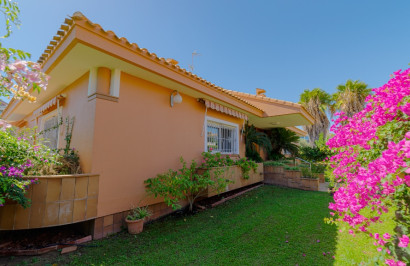 Reventa - Villa independiente - Dehesa de Campoamor - Campoamor