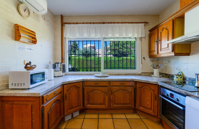 Reventa - Villa independiente - Dehesa de Campoamor - Campoamor