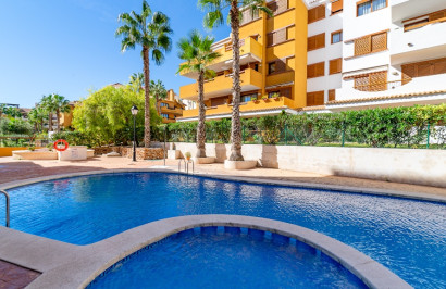 Herverkoop - Appartement / Flat - Punta Prima