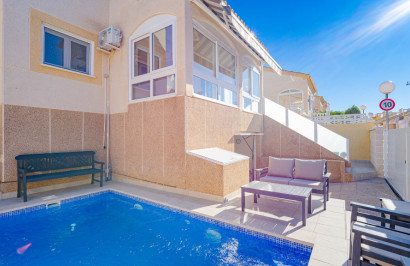 Reventa - Villa independiente - Orihuela Costa - Los Altos
