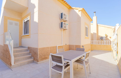 Reventa - Villa independiente - Orihuela Costa - Los Altos