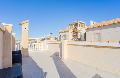 Reventa - Villa independiente - Orihuela Costa - Los Altos