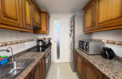 Reventa - Apartamento / Piso - Torrevieja - Centro