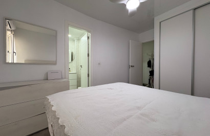 Reventa - Apartamento / Piso - Torrevieja - Centro